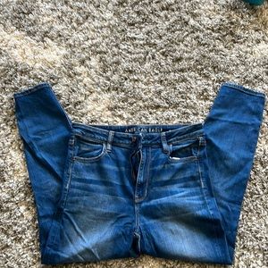 American Eagle Super Hi Rise Jegging- size 10 xshort